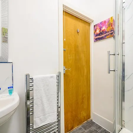 公寓 1vsa Lovely & Welcoming 利兹